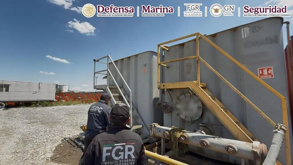 Harfuch anuncia el decomiso de más de un millón de combustible robado en Nuevo León-2