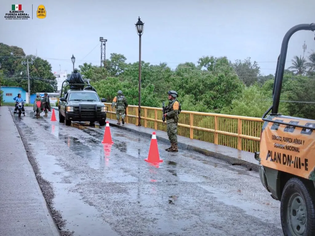 huracán ‘Erick’ toca tierra en Oaxaca; no se reportan víctimas