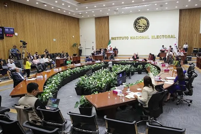 INE entregará constancias de mayoría a ministros, jueces y magistrados a partir del próximo domingo