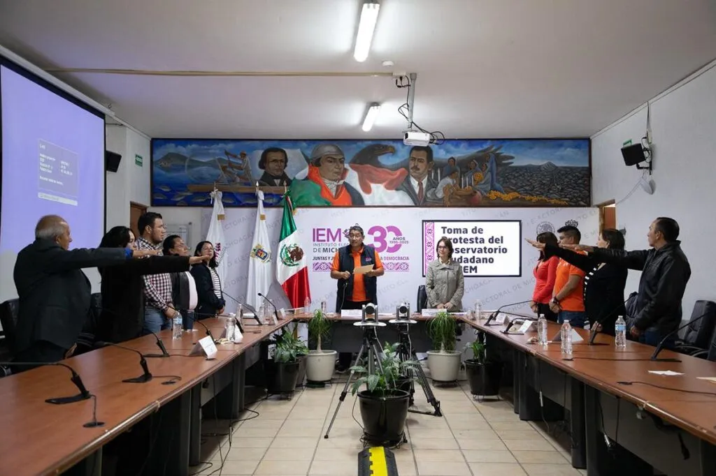 Instalan Observatorio Ciudadano del IEM con toma de protesta
