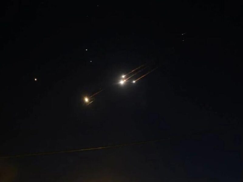 Irán lanza misiles a Israel tras los bombardeos que causaron la muerte de altos funcionarios