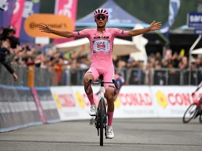 Isaac del Toro subcampeón del Giro de Italia 2025