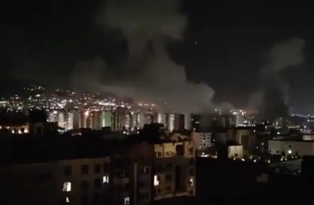 Israel reanuda bombardeos a Irán: reportan ataques en Teherán