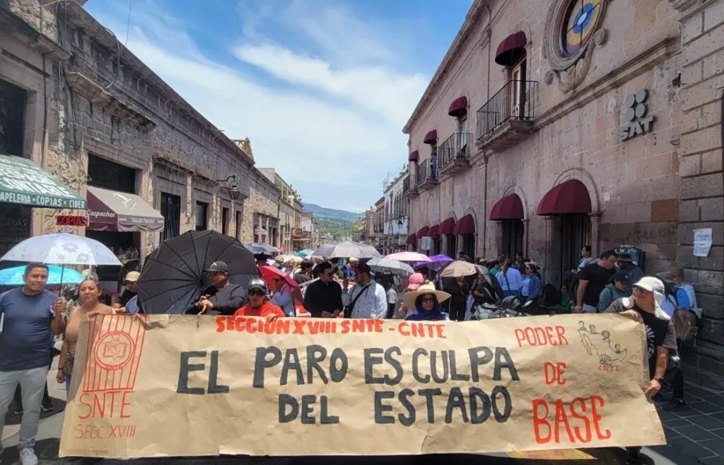 La CNTE se levanta sin bandera, sin rumbo y sin logros