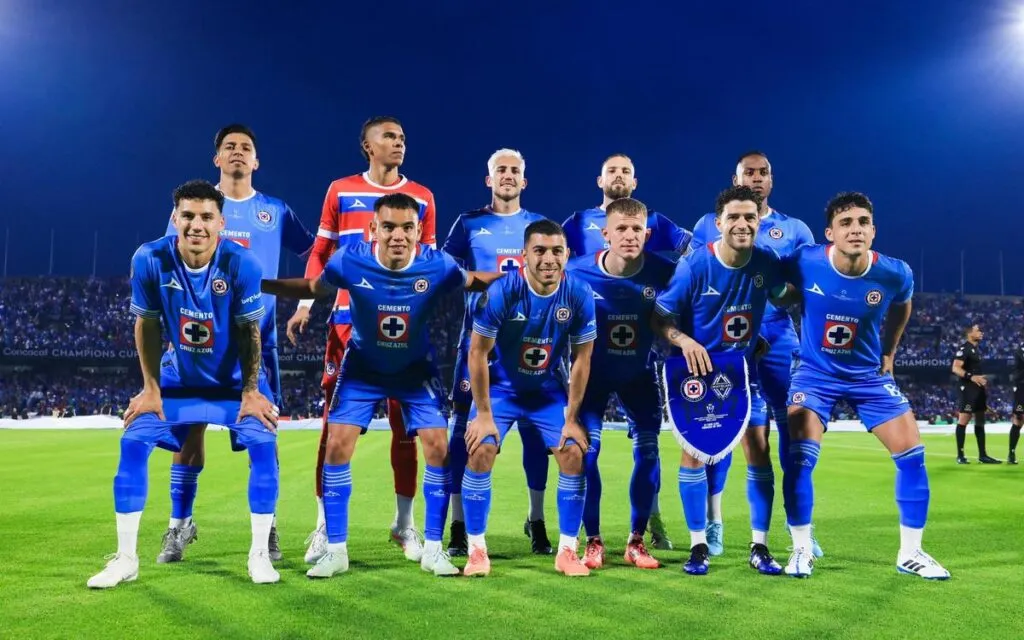 La Máquina del Cruz Azul es campeón de la Copa de Campeones de la Concacaf-1