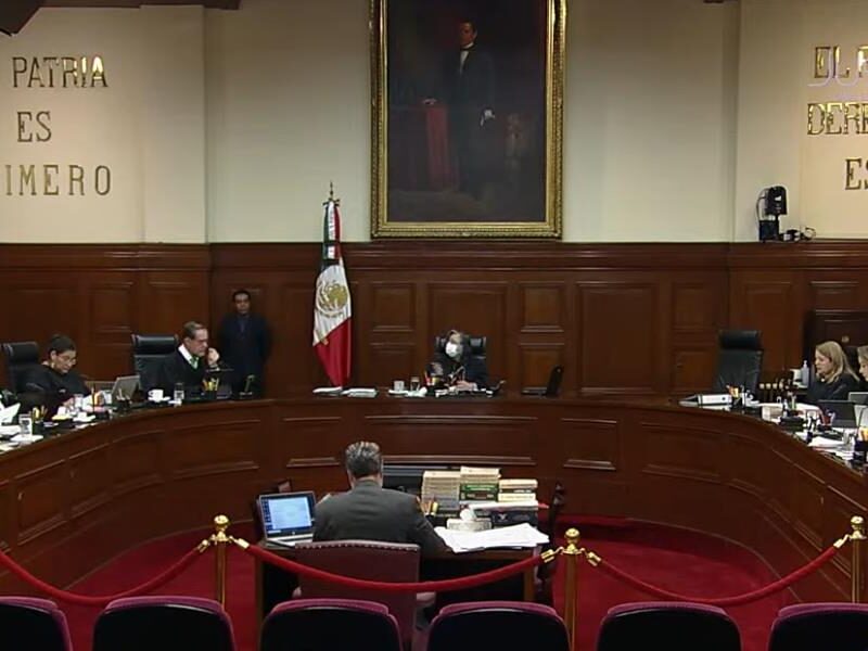 Lenia Batres y Hugo Aguilar lideran en elecciones judiciales