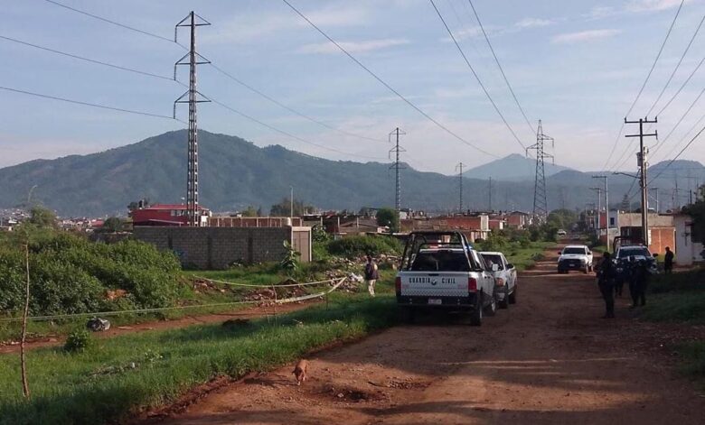Localizan en cadáver de un hombre con impactos de arma de fuego en Uruapan