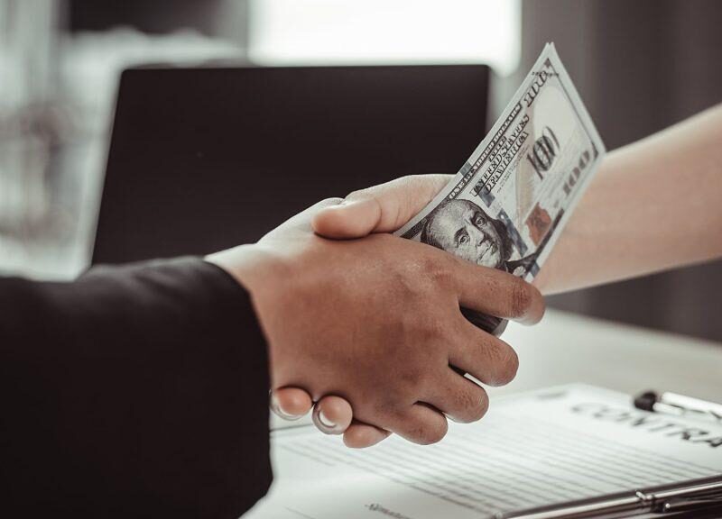 Menos del 5 % denuncia corrupción en Michoacán; desconfianza frena el acceso a la justicia