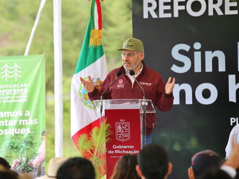 Michoacán impulsa reforestación histórica para recuperar el lago de Pátzcuaro: Bedolla