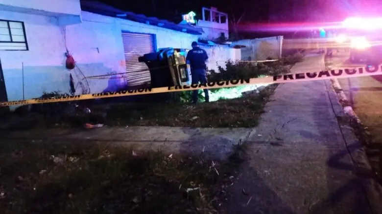 Mueren pareja y su bebé tras accidente vehicular en Zitácuaro
