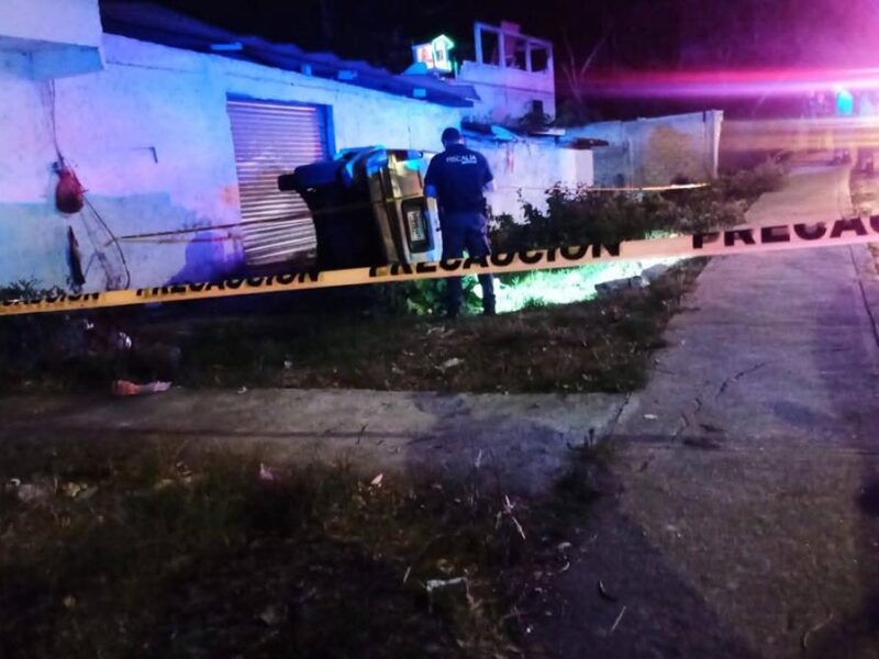 Mueren pareja y su bebé tras accidente vehicular en Zitácuaro