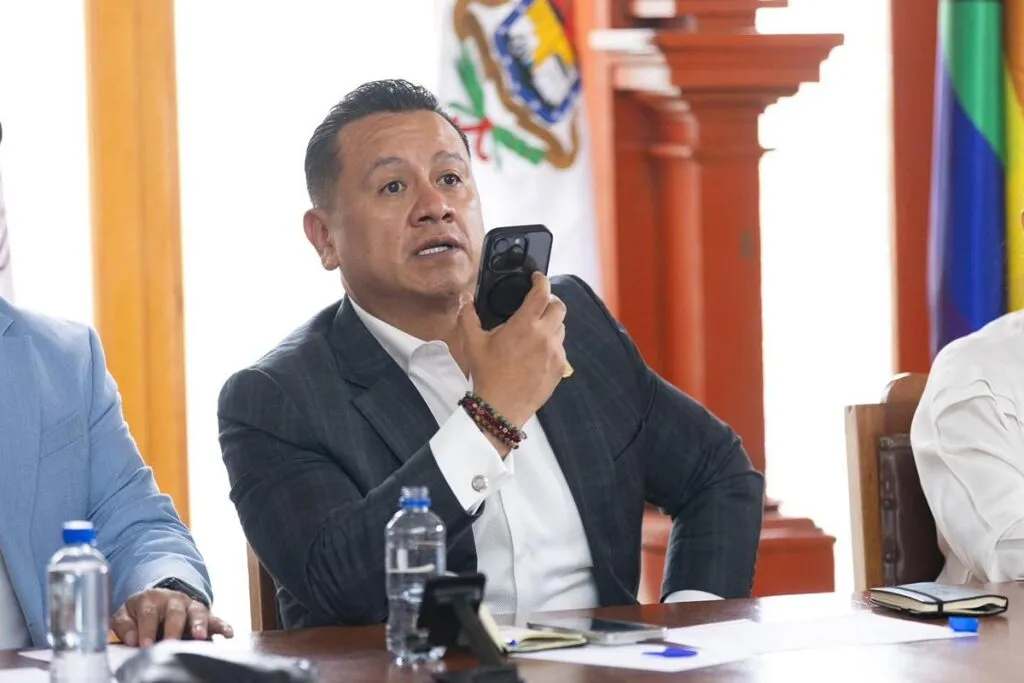 Multado secretario de Gobierno de Michoacán por incumplir medida en favor de la niñez