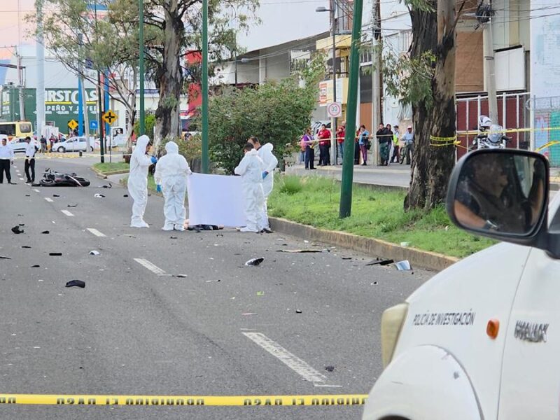 Peatón muere atropellado por motociclista