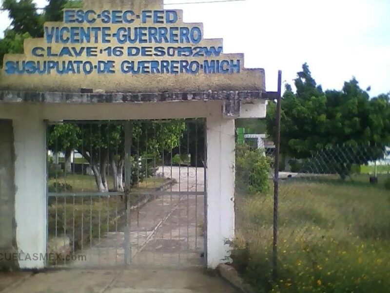 Por inseguridad, suspendidas desde hace 10 días las clases en 2 municipios de Michoacán