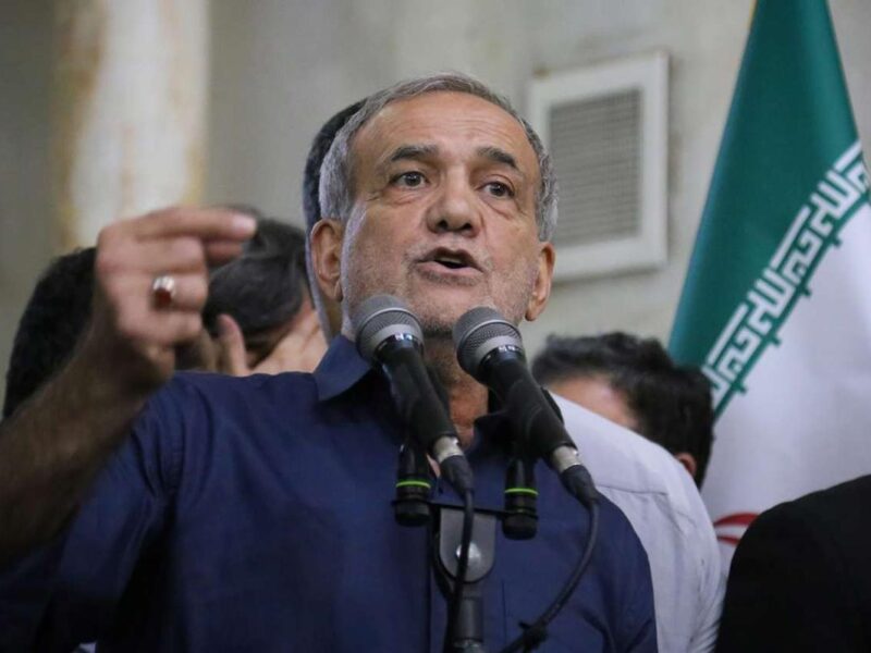 Presidente de Irán descarta cese de actividades nucleares "bajo ninguna circunstancia"