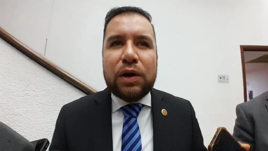 Prevé PT en próximos días, definir perfil para alcalde sustituto en Tacámbaro
