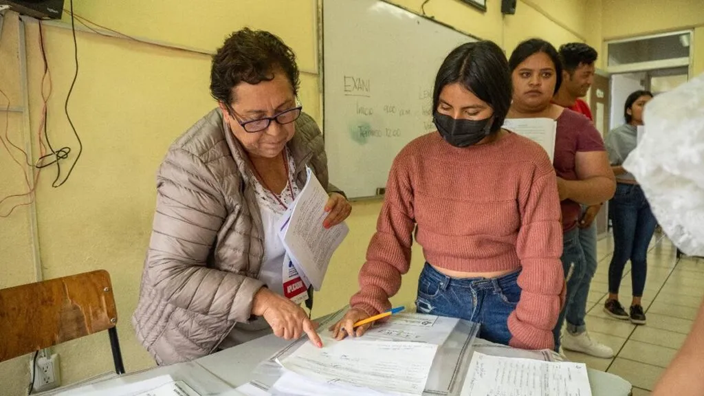 proceso para entrar a las normales de Michoacán: Iemsysem