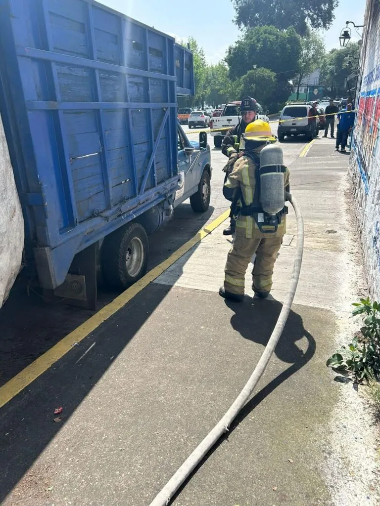 Protección Civil Michoacán controla fuga de gas en la Colonia Industrial de Morelia