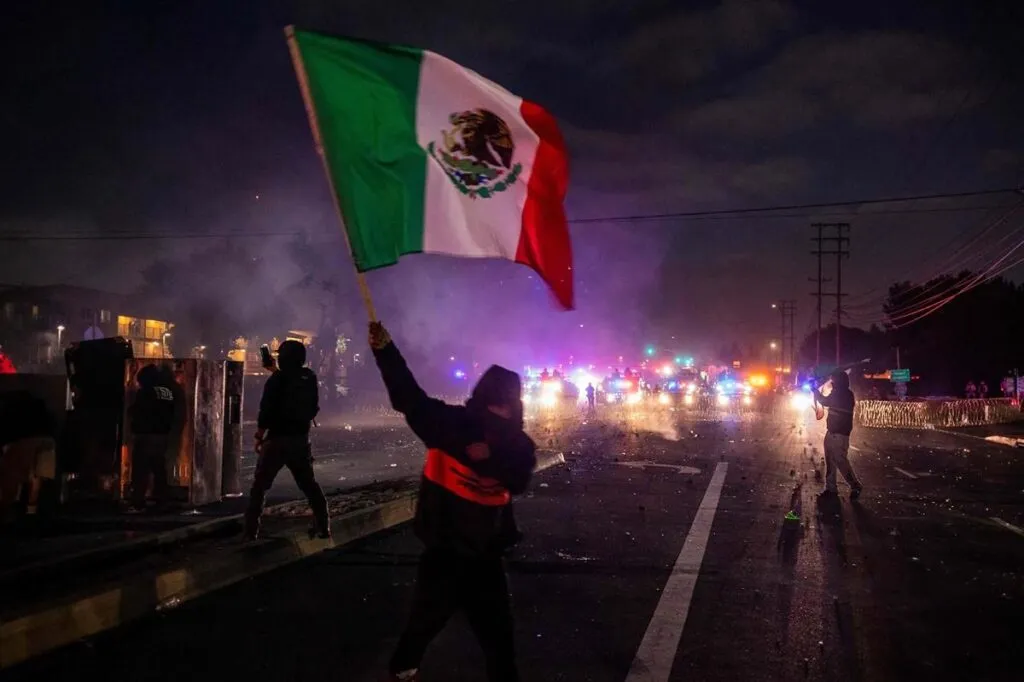 “Protestas en LA no representan al pueblo mexicano”: opinó el embajador Ronald Johnson