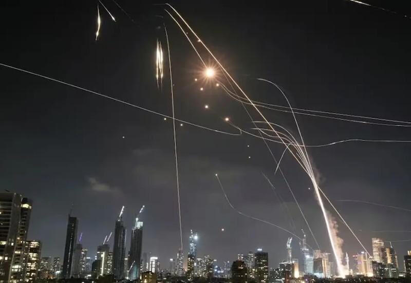 Qatar cierra temporalmente su tráfico aéreo tras la escalada del conflicto entre Israel, Irán y EU