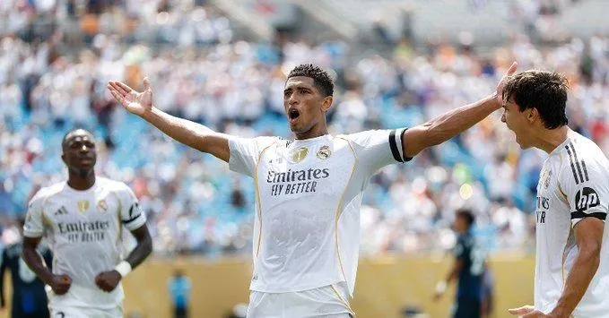 Real Madrid impone su jerarquía con un hombre menos vence 3-1 a n combativo Pachuca