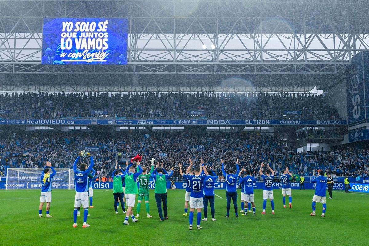 Real Oviedo festeja ascenso a primera división
