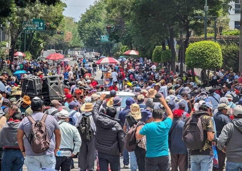 Rechaza CNTE "insuficiente" propuesta del gobierno