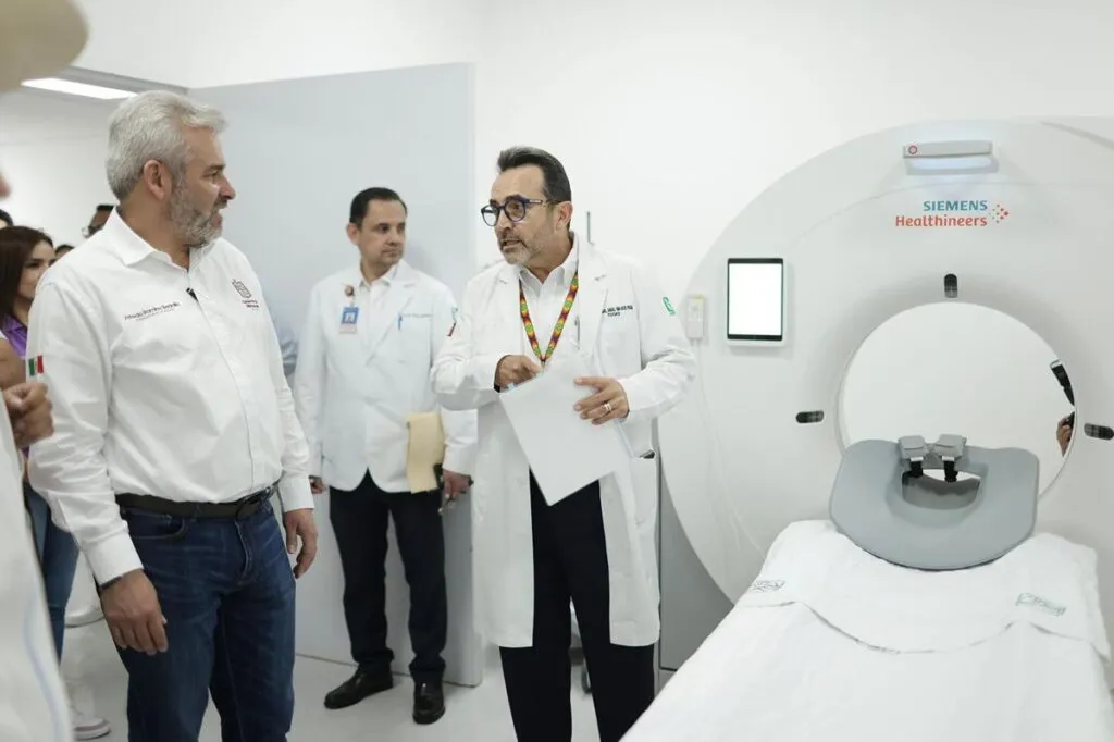 recorre Bedolla nuevo hospital del IMSS en uruapan
