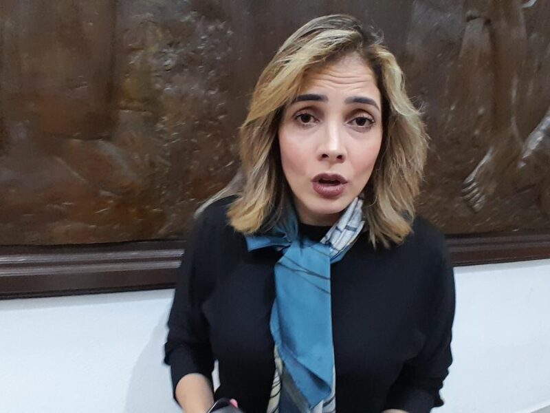 Recula Brissa Arroyo, permanecerá en bancada del PRD