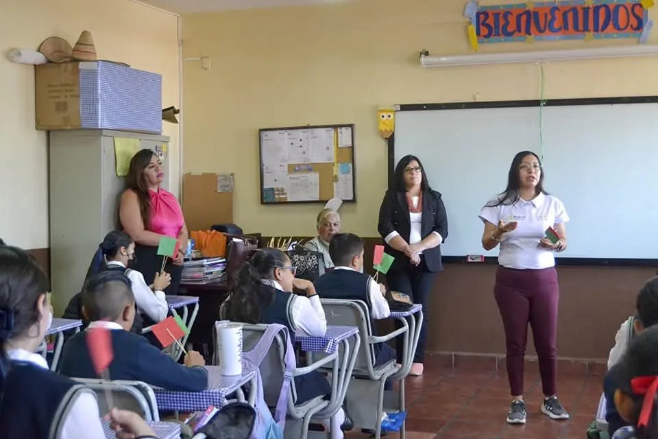 Refuerza Quiroga su compromiso con la niñez y adolescencia-3