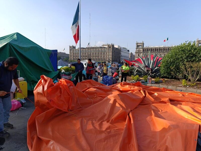 Regresaremos y con más fuerza; advierte la CNTE tras levantar el plantón en CDMX
