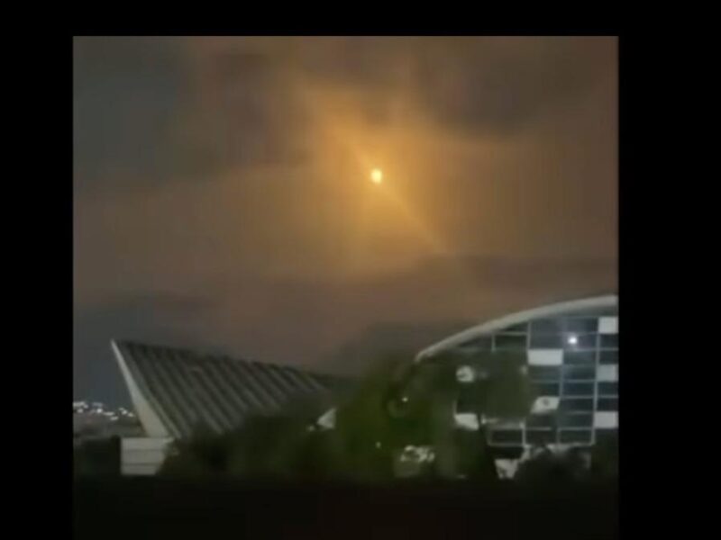 Reportan avistamiento de un meteorito en Nuevo León; se observó en 13 municipios