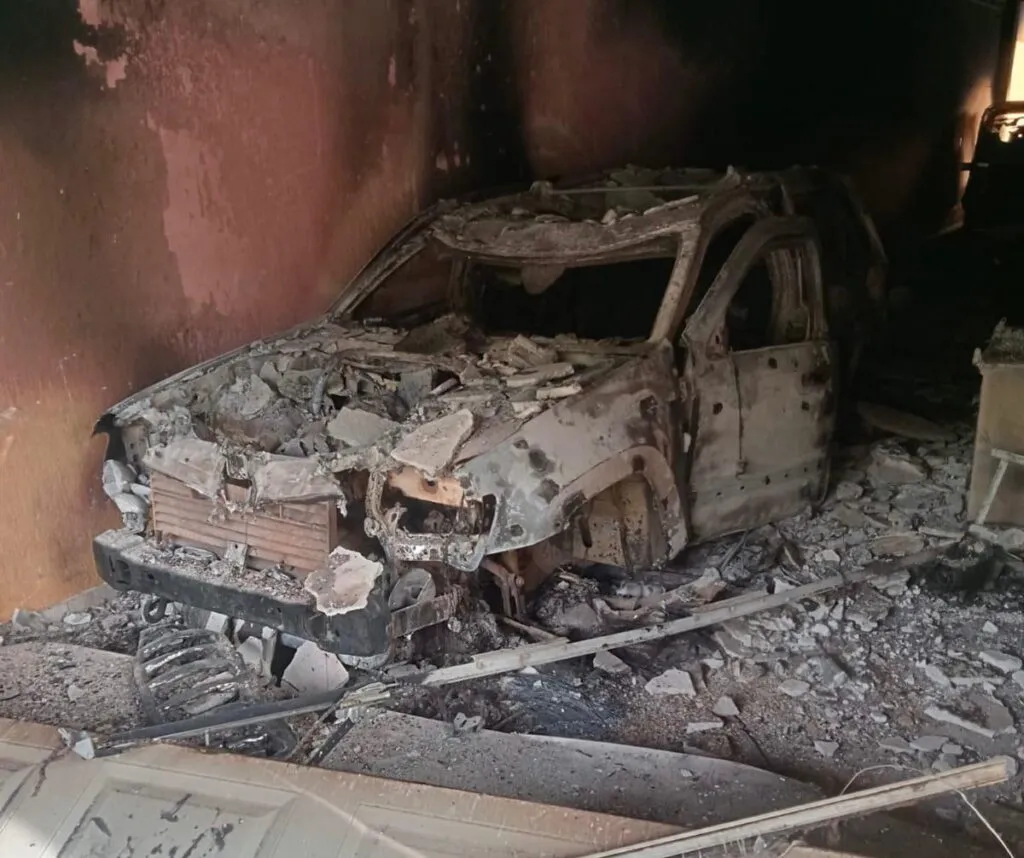 Reportan incendio de vehículo en La Ruana