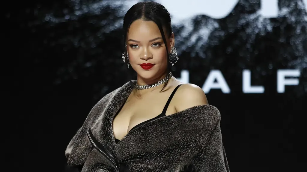 Revelan las causas del fallecimiento del padre de Rihanna-1