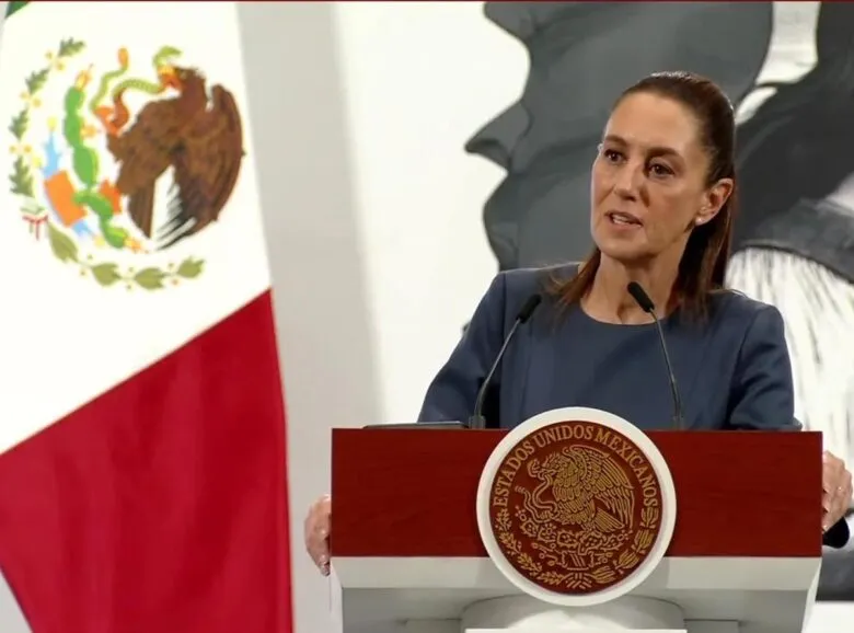 'Se analizará' peor caída de remesas en 13 años: Sheinbaum