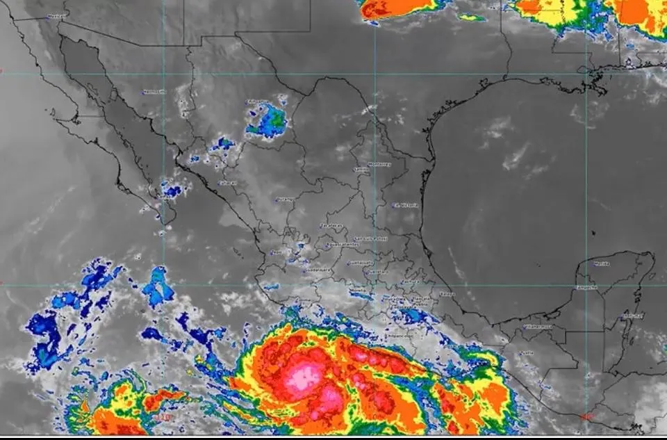 Se forma tormenta tropical ‘Bárbara’ al sur de Guerrero