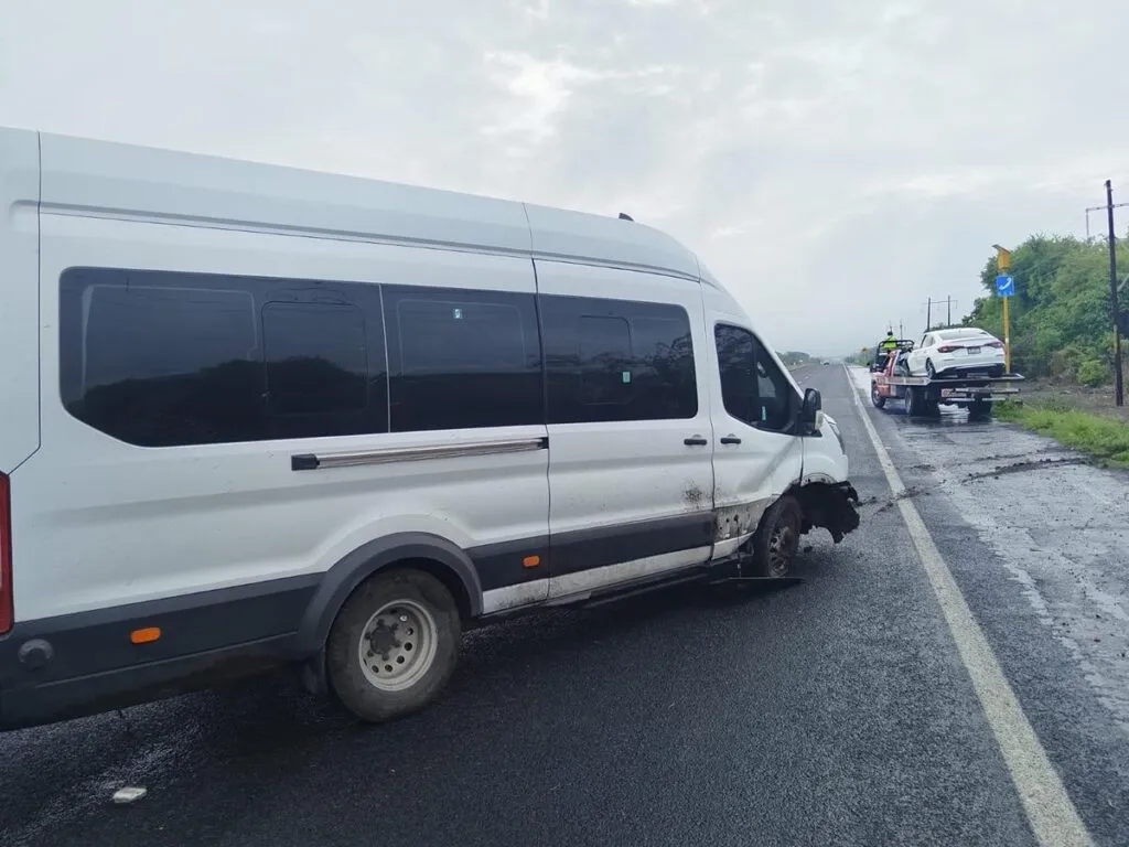 Se registran accidentes por afectaciones del huracán Erick