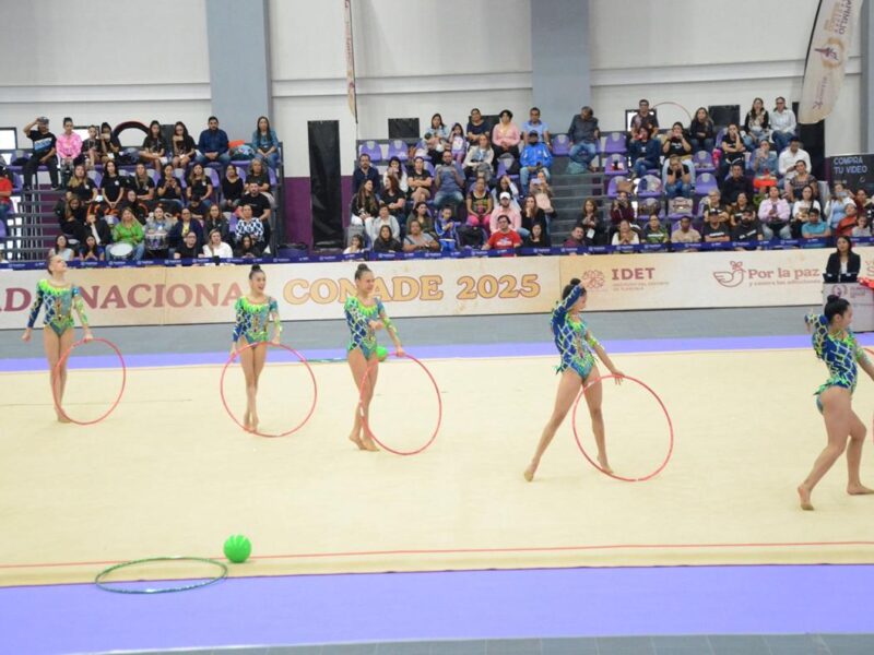 Selección mexicana de gimnasia rítmica juvenil deslumbra en Tlaxcala