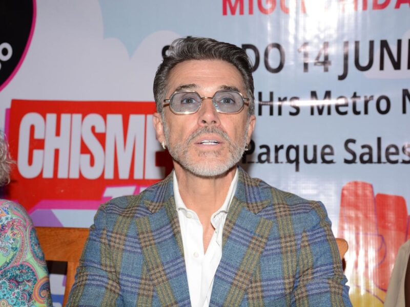 Sergio Mayer defiende a Vica Andrade