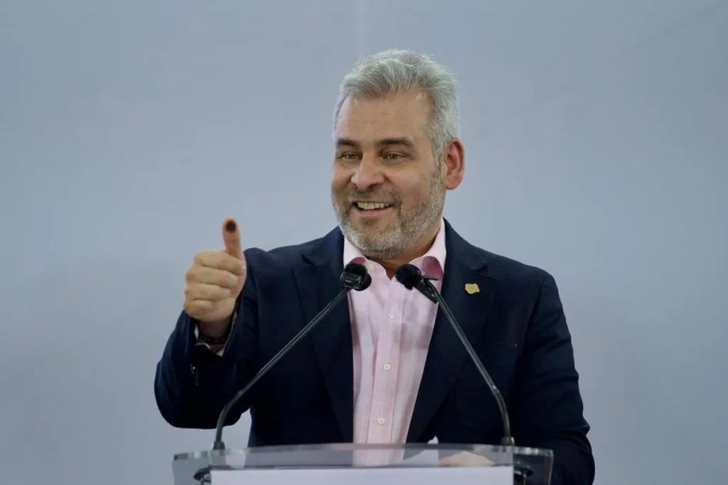 Sin incidentes y con amplia participación transcurrió elección judicial: Bedolla