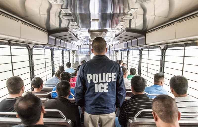 SRE habilita líneas de apoyo a migrantes en Los Ángeles tras redadas masivas en el condado