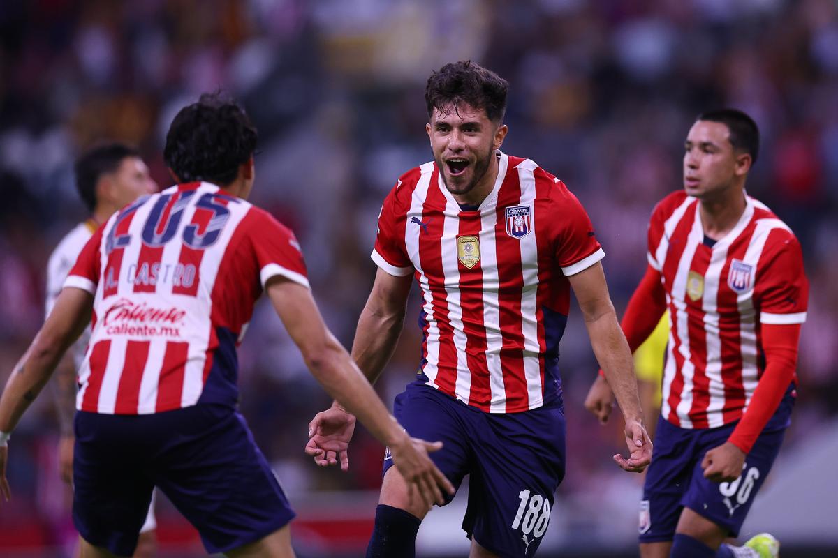 Tapatío toma ventaja ante Leones Negros en el Campeón de Campeones
