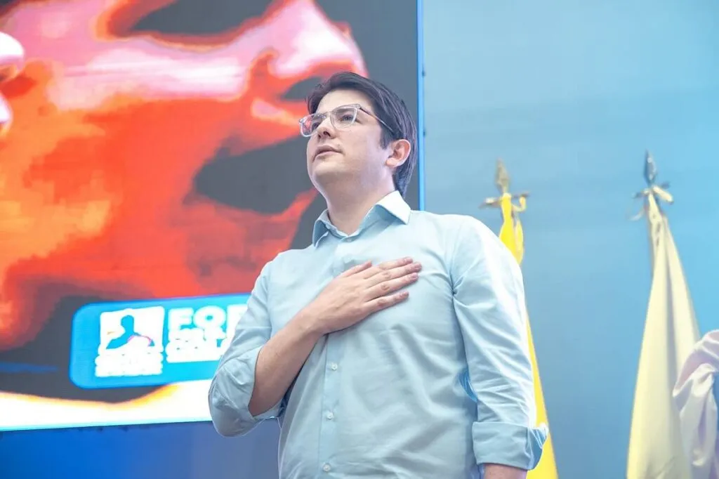 Tras atentado, precandidato colombiano Miguel Uribe se reporta en estado crítico de salud