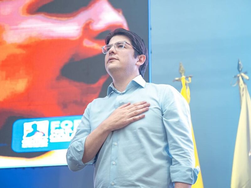 Tras atentado, precandidato colombiano Miguel Uribe se reporta en estado crítico de salud