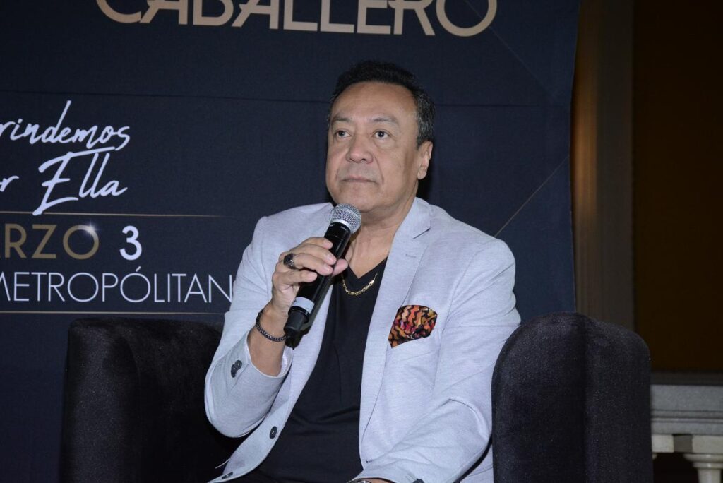 ¡Triunfo legal! Aida Cuevas vence a su hermano Carlos Cuevas en demanda por daño moral-1