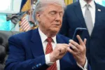 Trump lanza Trump Mobile y el smartphone T1 dorado