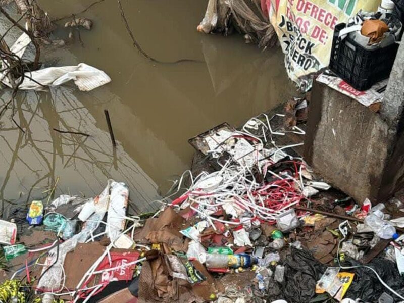 Van más de 100 toneladas de basura retirada por lluvias en Morelia