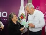 Sin contratiempos, emisión de visas del programa estatal Refami: Bedolla