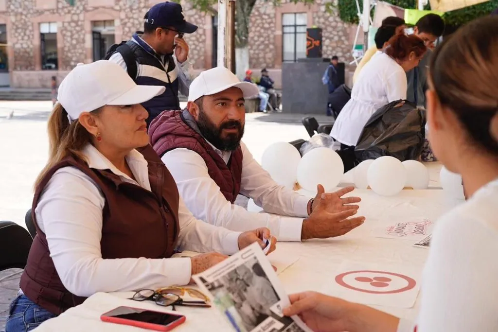 "Zitácuaro no está solo”, más de 300 personas se atendieron en jornada social: Segob-3