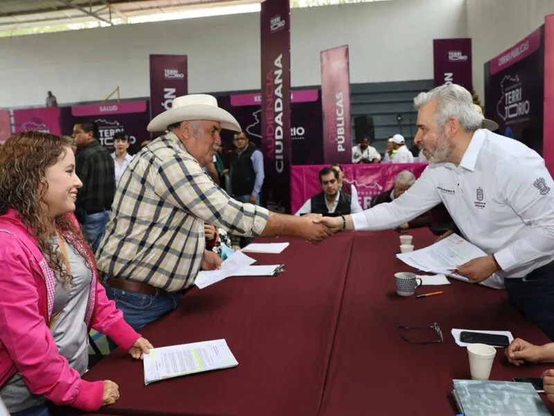 7 mil solicitudes ciudadanas han sido atendidas en Michoacán: Programa Gobernador en Territorio